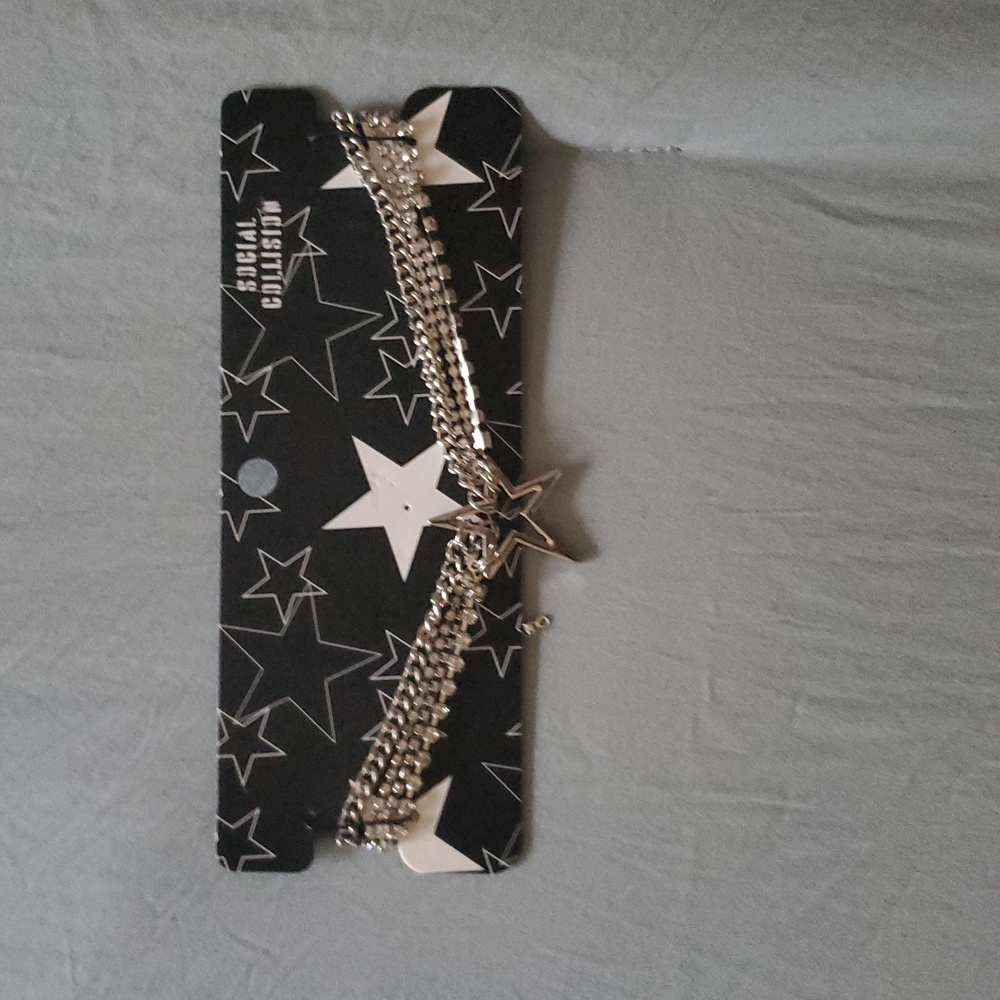 *As-is* *NWT* Hot Topic's Social Collision Star Chain Choker